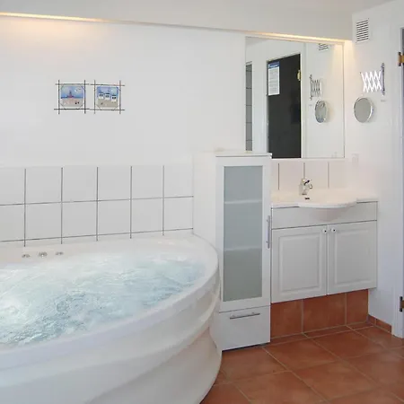 度假居 Beautiful Home In Blavand With Sauna 布拉万德